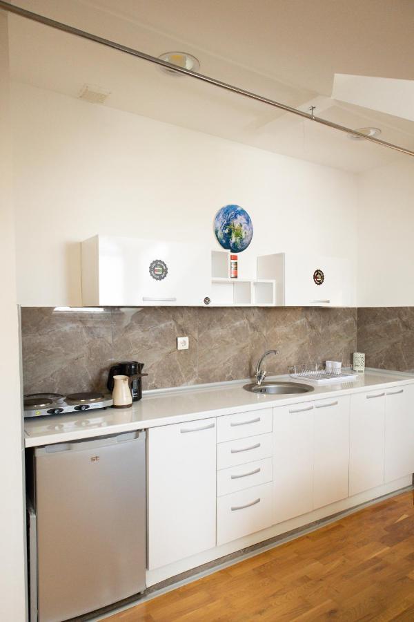 ביטולה All Elevens 11 Apartments מראה חיצוני תמונה